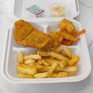 1 Pc Fish & 5 Pcs Shrimp Dinner / 鱼(1 Pc) 跟虾(5 Pcs)晚餐