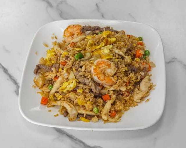 House Fried Rice / 本楼炒饭.